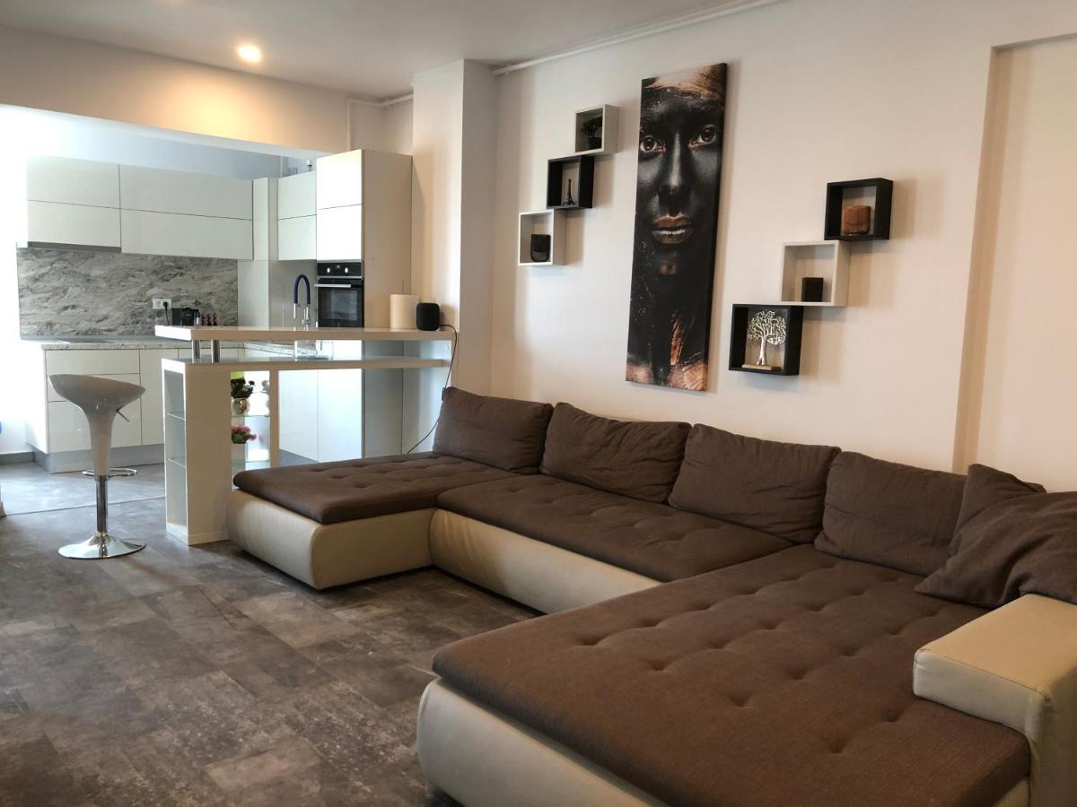 Luxury Westpark 2 Residence Lake View W6 Bukarest Exterior foto