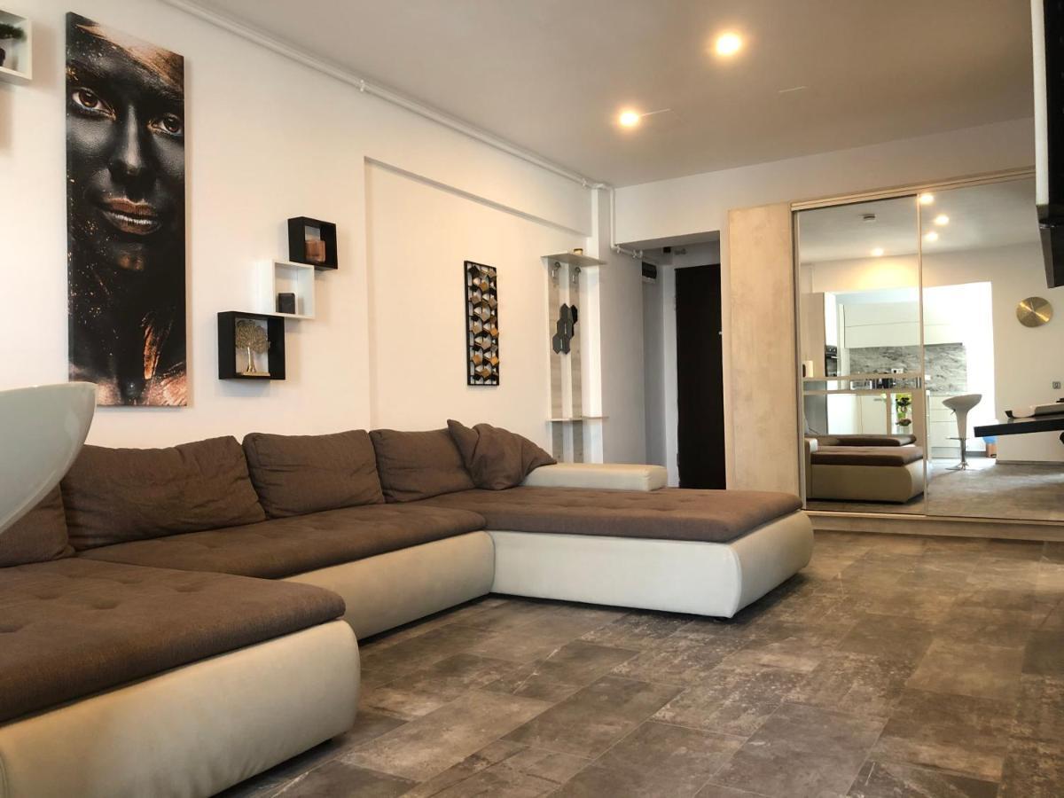 Luxury Westpark 2 Residence Lake View W6 Bukarest Exterior foto