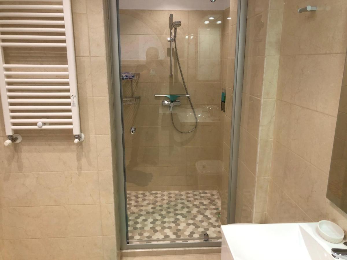 Luxury Westpark 2 Residence Lake View W6 Bukarest Exterior foto