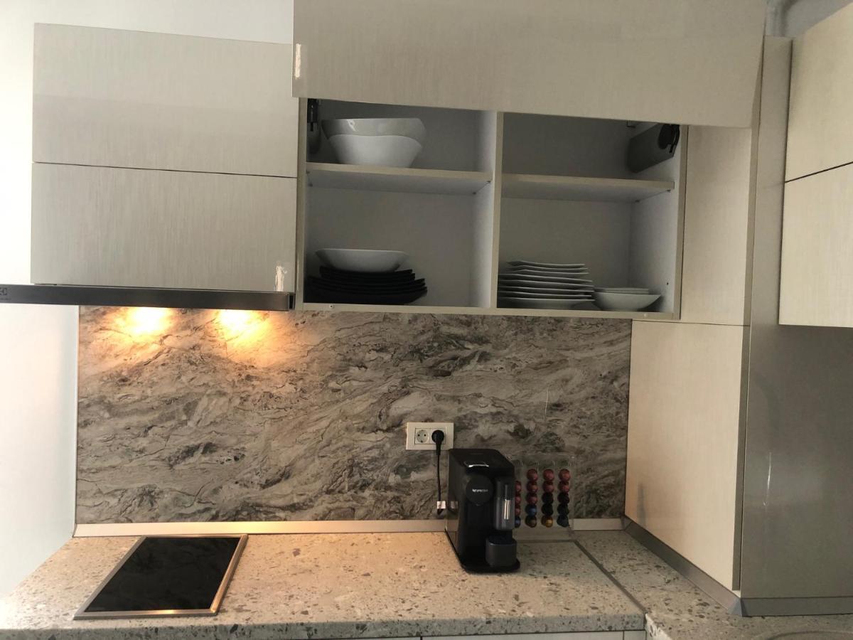 Luxury Westpark 2 Residence Lake View W6 Bukarest Exterior foto