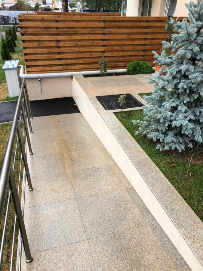 Luxury Westpark 2 Residence Lake View W6 Bukarest Exterior foto